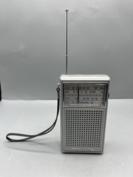 Realistic Battery Operated Radio - Model 12-613A