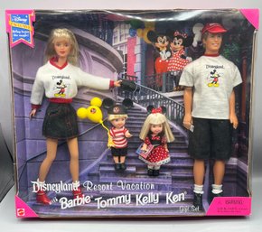 1998 Mattel Disneyland Resort Vacation With Barbie Tommy Kelly & Ken - NEW In Box #20315