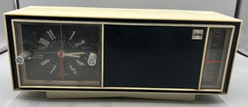 Toshiba Transistor Radio - Model 5C-877
