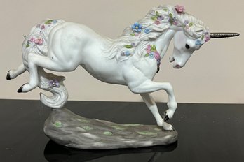 Princeton Gallery 1989 - Loves Delight - Fine  Porcelain Unicorn Figurine -
