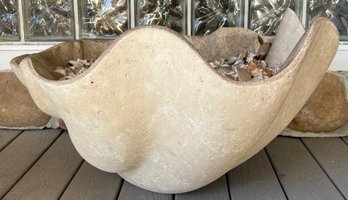 Outdoor Resin Seashell Style Planter