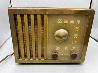 1940's Vintage RCA Victor Tube Radio - Model 75X16
