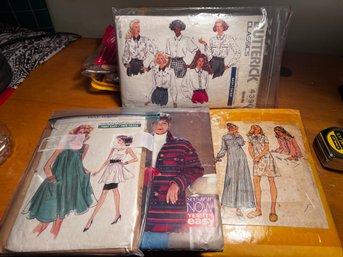 Assorted Lot Of Fashion Sewing Patterns