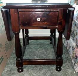 Solid Wood Glass-top Drop-leaf End Table