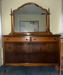 Vintage Solid Wood 4-drawer Dresser With Attached Mirror