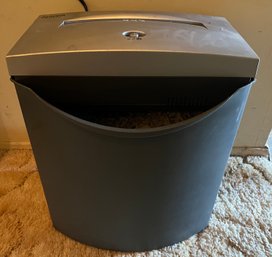 Aurora Electric Paper Shredder - Model AS501X-MS