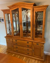 Thomasville American Oak 2-piece Lighted Curio Cabinet