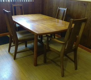 Mid Century Oak Dining Table With 6 Chairs And 2 Leaves