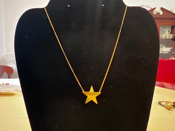 12k GF Gold Star Necklace 0.40 Grams