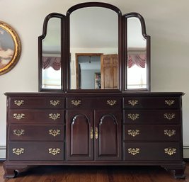 Ethan Allen Solid Wood 11-drawer Dresser With Mirror Included