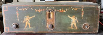 Vintage RCA Radiola 17 Hand Painted Wooden Tube Radio #01350