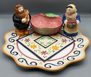 Lotus 1999 Ceramic Latke Platter With Apple Sauce Bowl & Attached Figurines