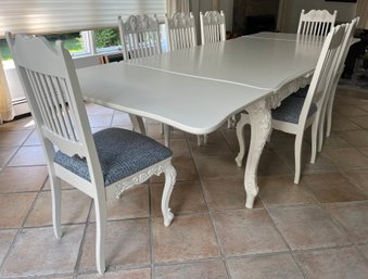 Solid Wood Dining Table With Built In Leafs - 7 Dining Chairs Included