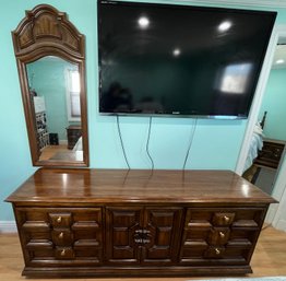 Thomasville Solid Wood 9-Drawer Dresser With Mirror Included
