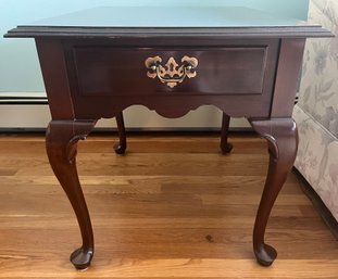 Ethan Allen Solid Wood End Table With Drawer