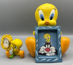 Warner Bros. Tweety Bird Framed Clock & Frame - 2 Total