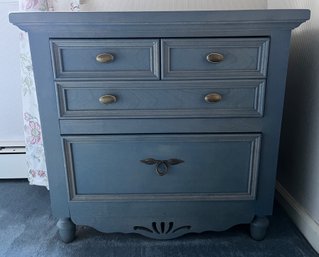 Solid Wood 2-Drawer Nightstand - Made In Canada