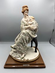 Florence Giuseppe Armani 'Mother & Child' Sculpture - Made In Italy