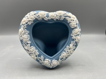 Wedgwood Style Ceramic Heart Frame