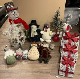 Assorted Christmas Decor