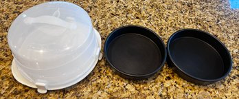 Round Cake Carrier With Lid And 2 Round Cake Pans - 3 Piece Lot