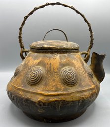 Decorative Metal Kettle With Handle