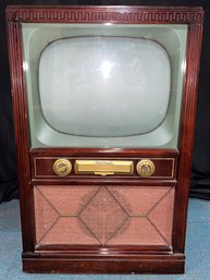 Vintage 1950s Sentinel Television Model 1U460-C