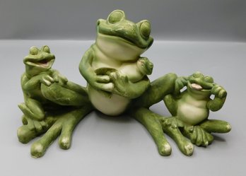 Frog Family Figurine, 9.5' X 5.5'