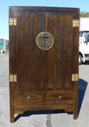 Chinese 19th Century Qing Dynasty Period Elmwood Cabinet With Doors And Drawers