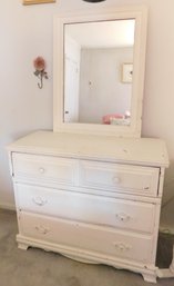 3 Drawer Dresser With Mirror