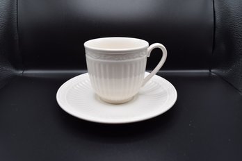 Mikasa Italian Country Side Coffee Mugs & Saucers, Service For 8 - 17 Pieces