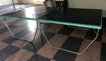 Ping Pong Table With 7 Paddles And Balls Included