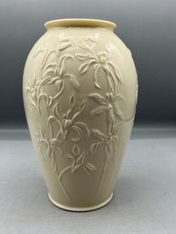 Lenox Ivory Porcelain Special Collection Vase