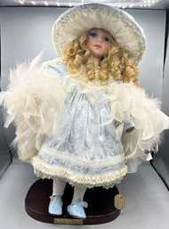 Gretchen Wolff Hand Signed & Numbered Porcelain Collector Doll - Savannah #A-050 - #475/1200