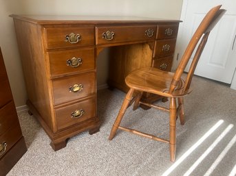 Ethan Allen Heirloom Maple Double Pedestal Desk 9 Drawer Early American With Ethan Allen Chair