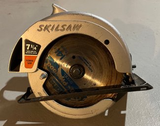 Skilsaw 7 1/4 INCH Corded Circular Saw - Model 574