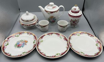 Peint T. Limoge A La Main Porcelain Tea Set - 8 Pieces Total