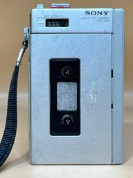 SONY Original SILVER Walkman TCM-600