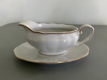 Seltmann Weiden Poland Gravy Boat