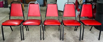 Lion Brand Stackable Vinyl Chairs - 5 Piece Lot