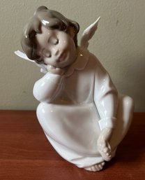 Lladro Sleeping Angel Porcelain Figurine