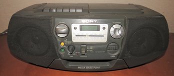 Sony CD Radio Cassette -corder CFD-V17