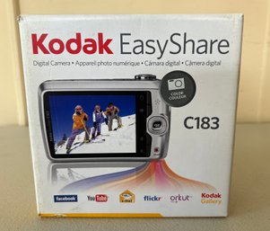 KODAK EASYSHARE C183 Digital Camera NEW IN BOX