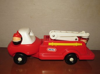 Little Tikes Fire Truck With 3 Figures - Vintage