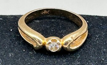 14k Yellow Gold Ring With Diamond, 3.3g Size 6