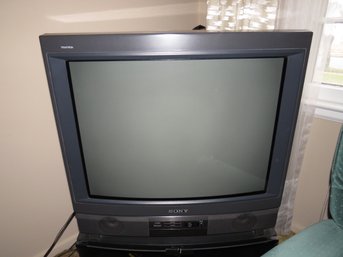 Sony Trinitron 27' Color CRT TV KV-27TS20 - No Remote/vintage