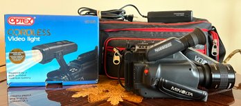 Minolta Master C-606 Camcorder With Cordless Video Light & Carrying Case