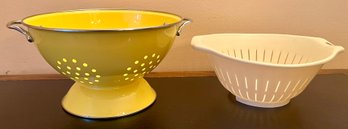 Reston Lloyd Colander & Rubbermaid Colander - 2 Piece Lot