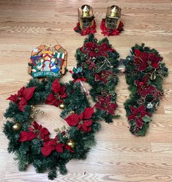 Assorted Christmas Decor - 6 Piece Lot