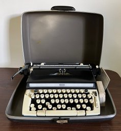 Sears Roebuck And Co Portable Typewriter S6FV-149547